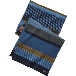 Women's Scandinavian Scarf