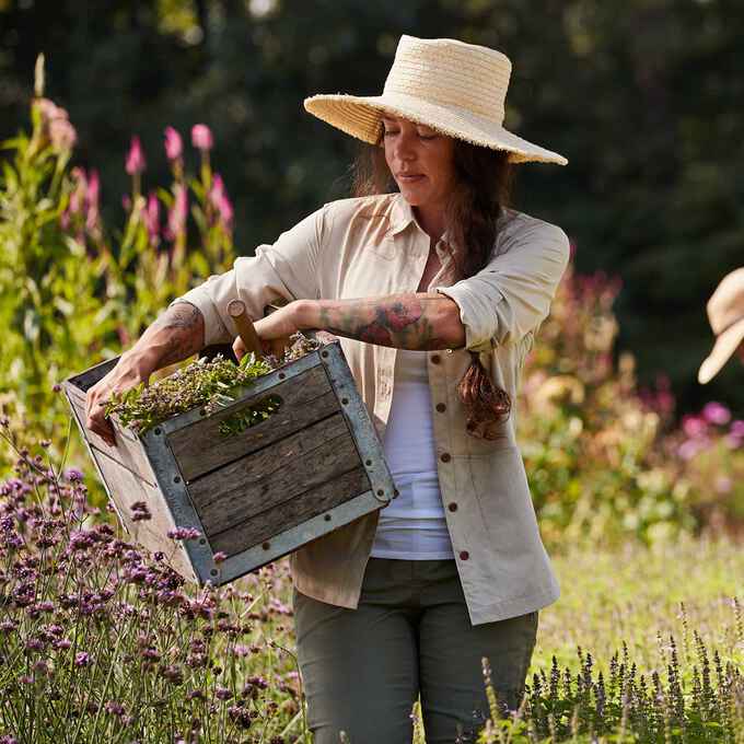 Women's Heirloom Gardening Shirt