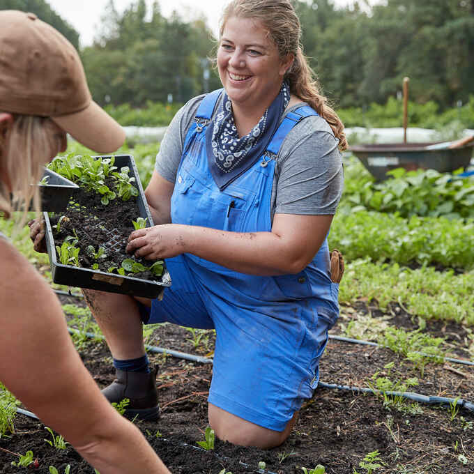 Women's Heirloom Gardening Short Overalls