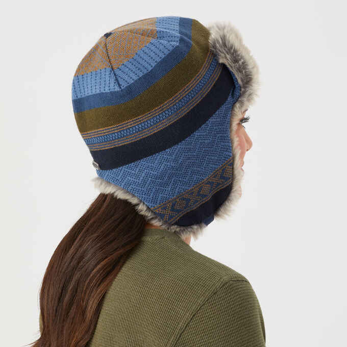 Women's Scandinavian Earflap Hat