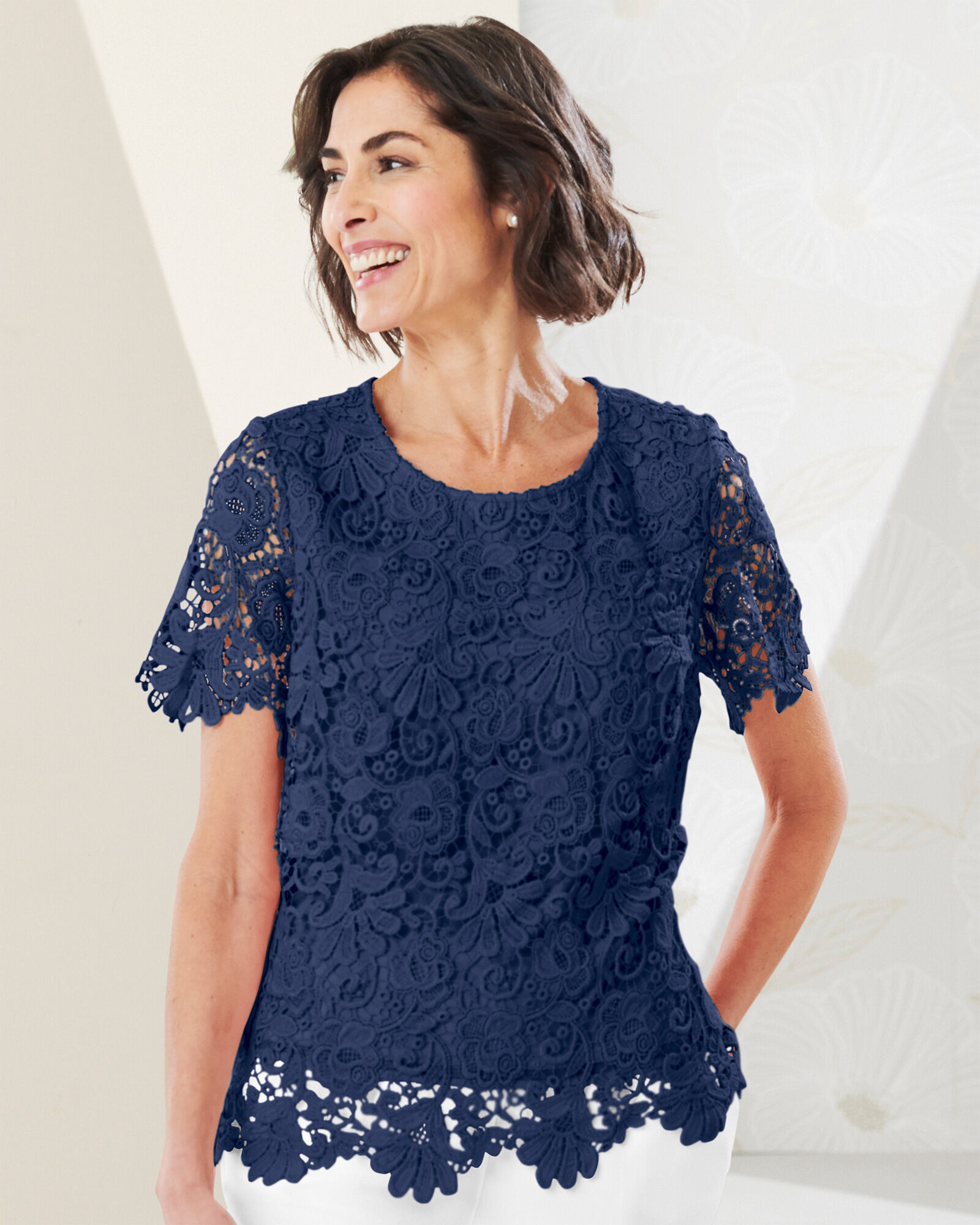 Garden Lace Top | Draper's & Damon's