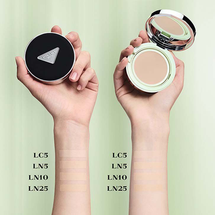 ファンデーション PRADA AUGMENTED SKIN LN25 LN25 - LIGHT NEUTRAL Prada Reveal Skin optimizing foundation