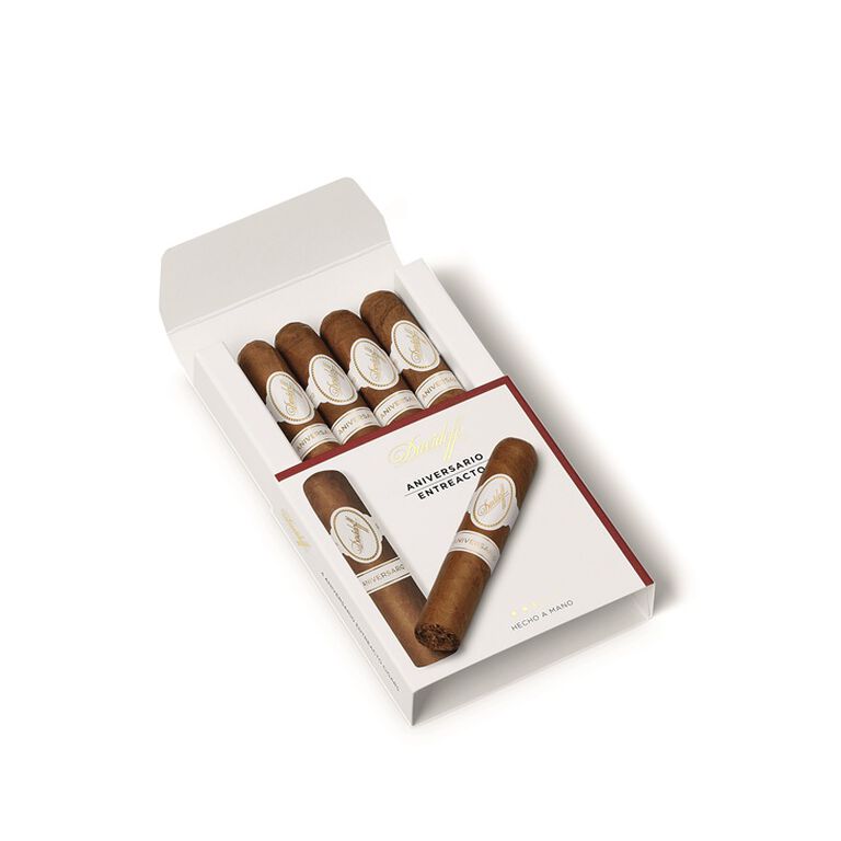 DAVIDOFF ANIVERSARIO ENTREACTO - 4'S