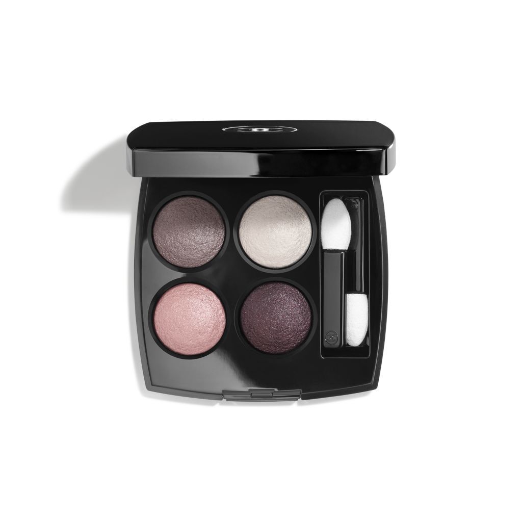 CHANEL 4色アイシャドウパレット LES 4 ROUGES YEUX ET JOUES