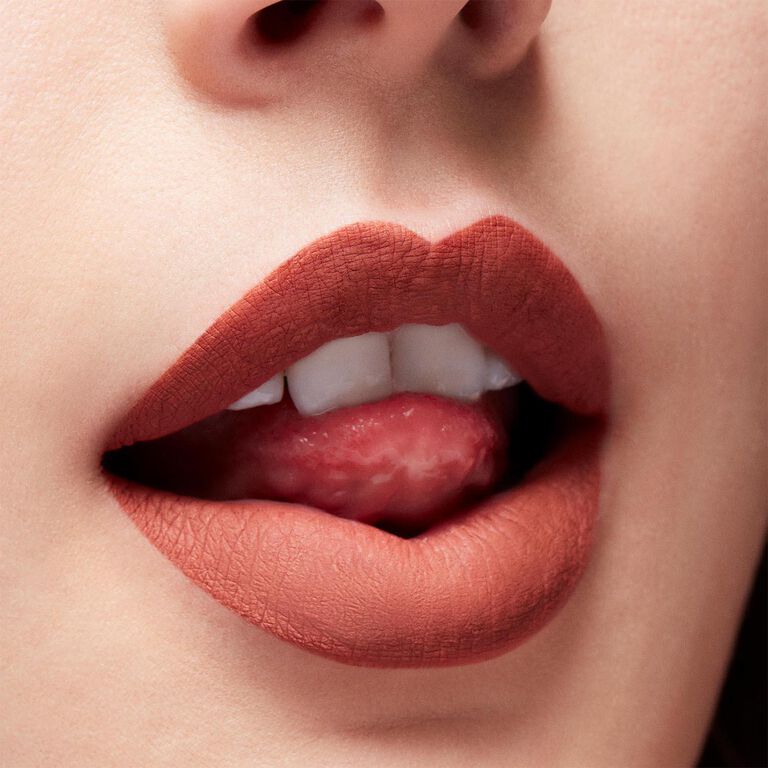 M·A·C LOCKED KISS INK™ 24HR LIPCOLOUR　METICULOUS