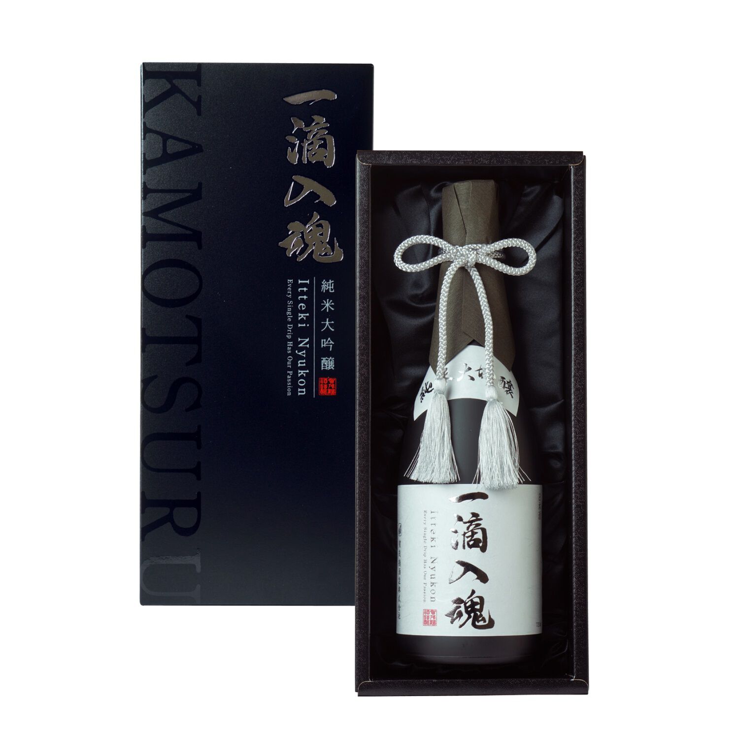 純米 大吟醸 賀茂鶴720ml化粧箱 日本酒 （龍が如く8外伝