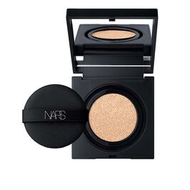 NATURAL RADIANT LONGWEAR CUSHION FOUNDATION SPF 50 PA+++ FINLAND